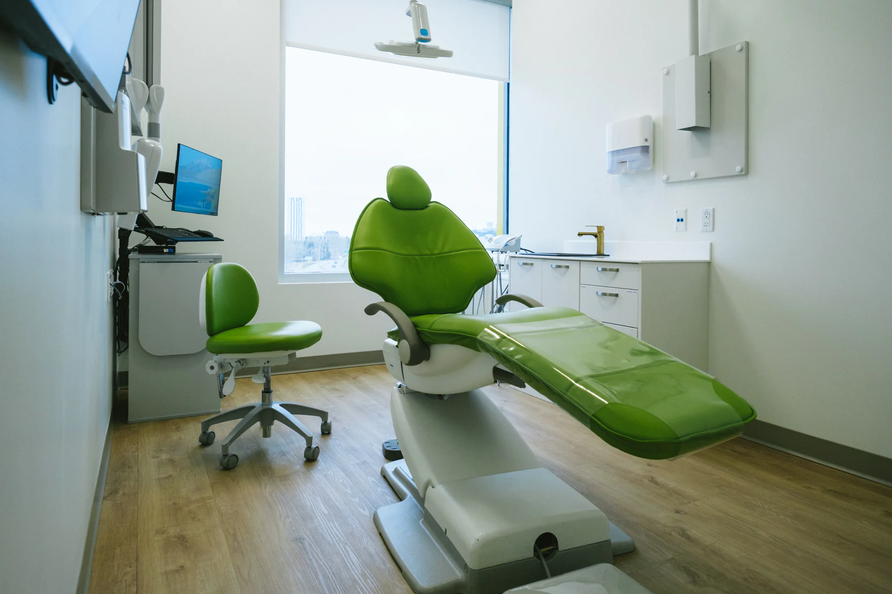 Interior of Uxbridge Dental Care in University Heights